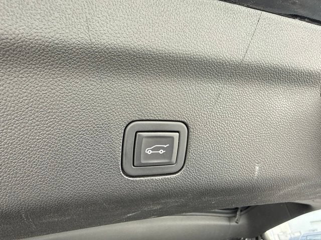 2023 Cadillac Escalade Premium Luxury Platinum