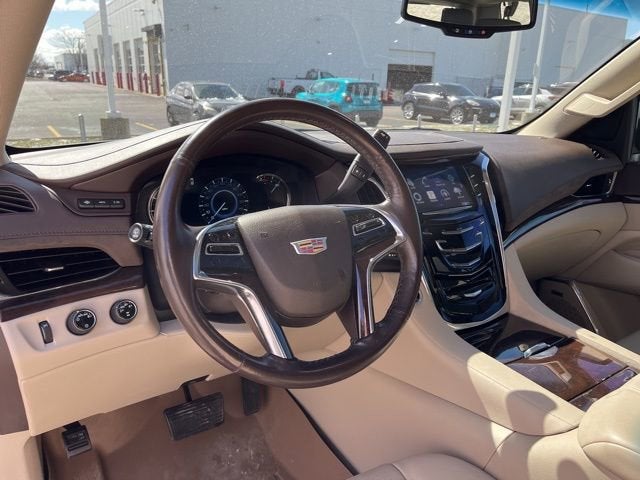 2016 Cadillac Escalade ESV Luxury Collection