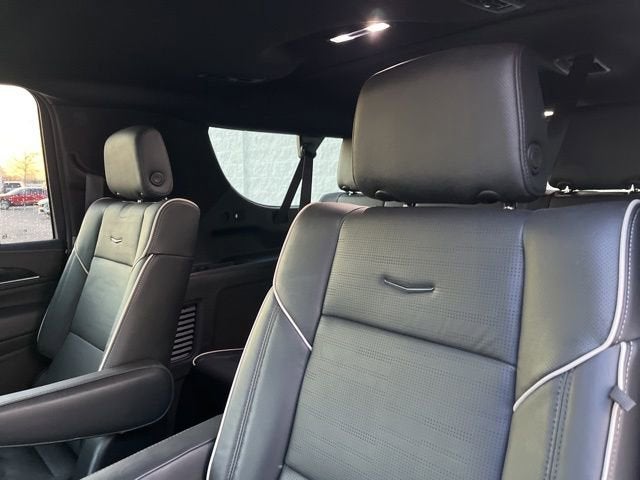 2023 Cadillac Escalade ESV Sport