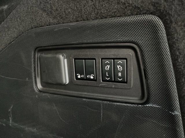 2023 Cadillac Escalade ESV Sport