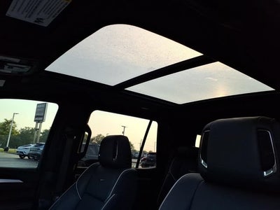 2025 Cadillac Escalade Sport