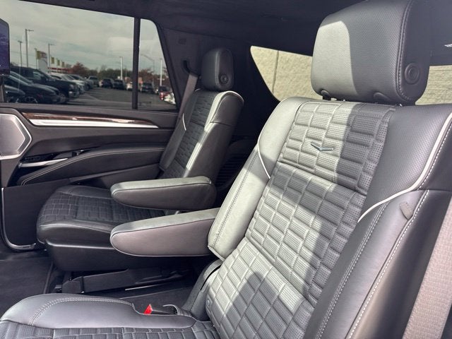 2025 Cadillac Escalade Sport Platinum
