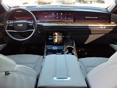 2025 Cadillac Escalade Sport Platinum
