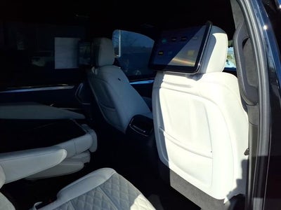 2025 Cadillac Escalade Sport Platinum