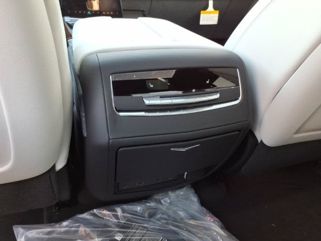2027 Cadillac Escalade ESV Platinum Sport