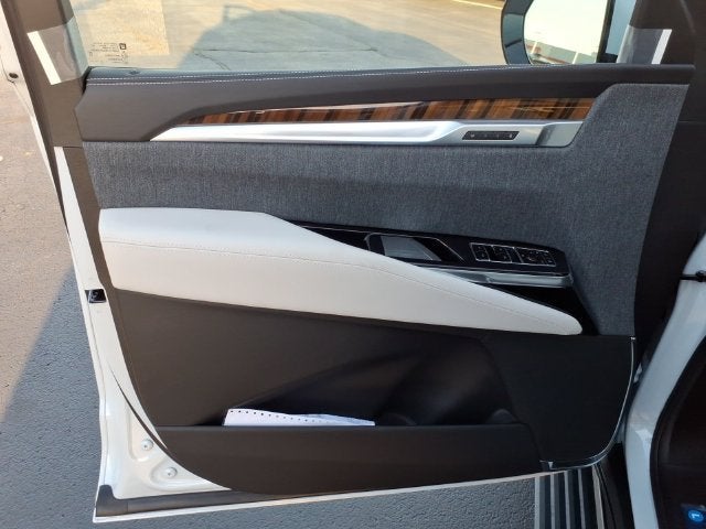 2027 Cadillac Escalade ESV Platinum Sport
