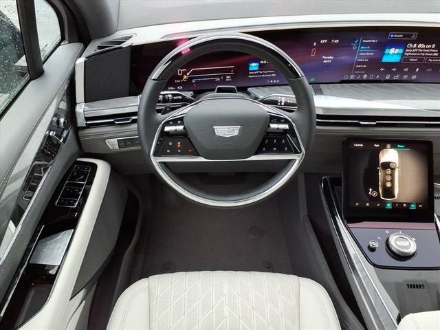 2025 Cadillac ESCALADE IQ Luxury 1