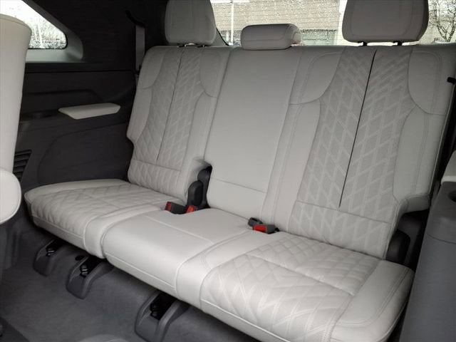 2025 Cadillac ESCALADE IQ Luxury 1