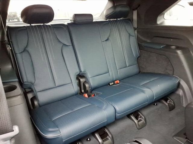 2025 Cadillac ESCALADE IQ Luxury 2