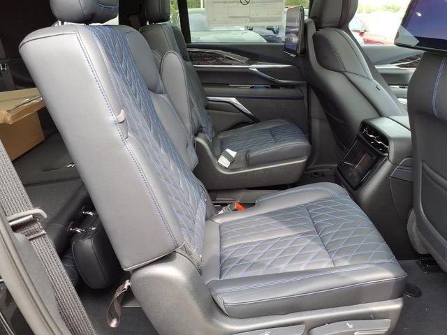2026 Cadillac ESCALADE IQ Sport