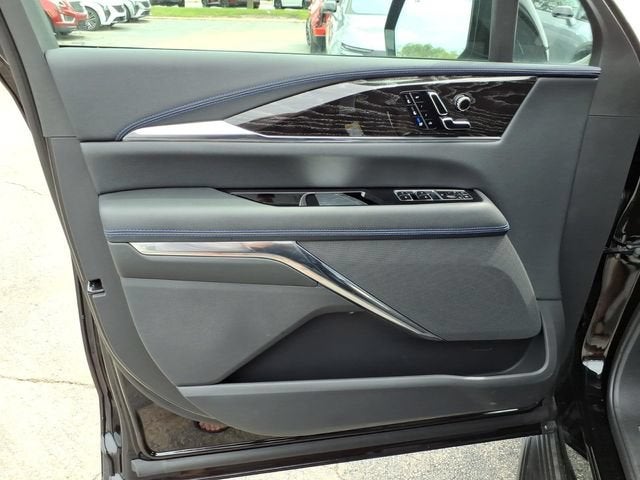 2026 Cadillac ESCALADE IQ Sport