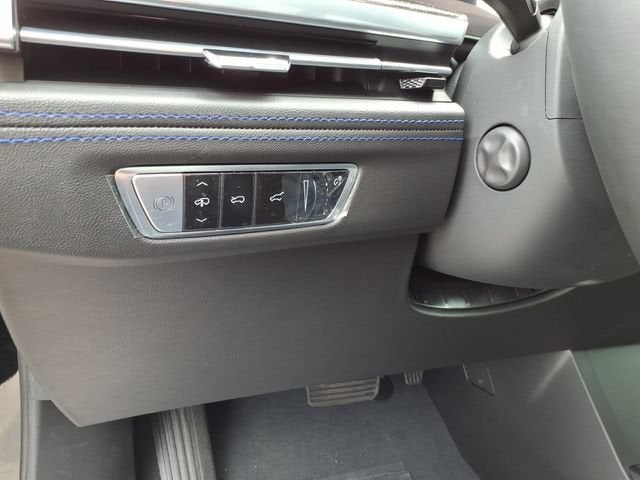 2026 Cadillac ESCALADE IQ Sport