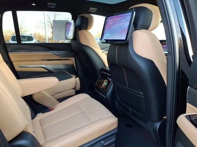 2025 Cadillac ESCALADE IQ Sport 2