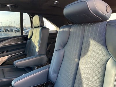 2025 Cadillac ESCALADE IQ Sport 2