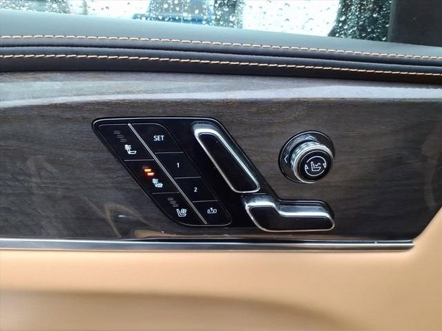 2025 Cadillac ESCALADE IQ Sport 2