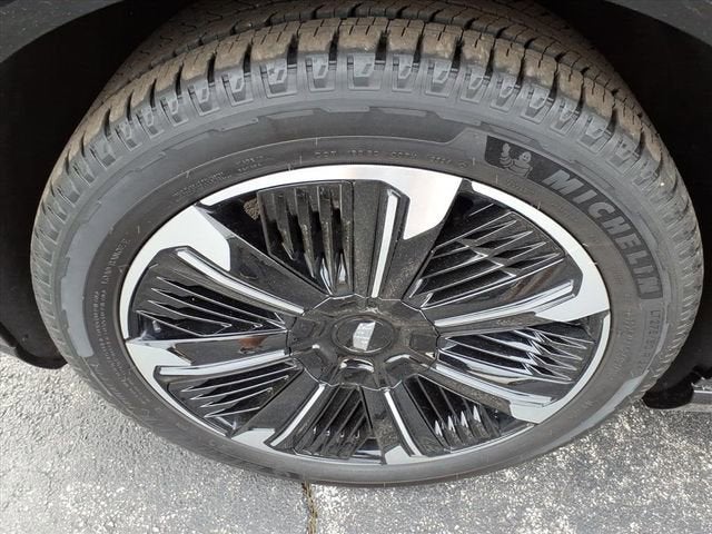 2025 Cadillac ESCALADE IQ Sport 2