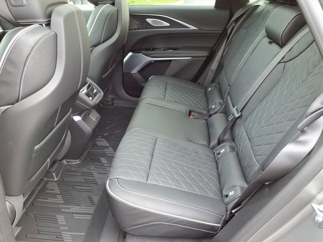 2026 Cadillac LYRIQ V-Series Premium