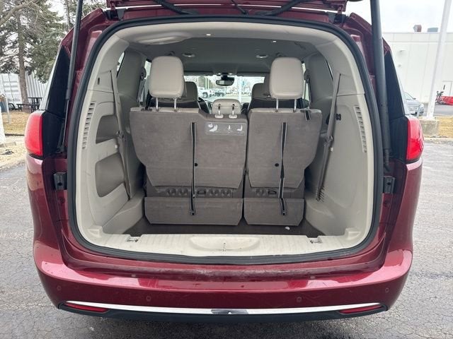 2017 Chrysler Pacifica Touring-L Plus