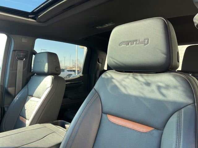 2025 GMC Sierra 1500 AT4