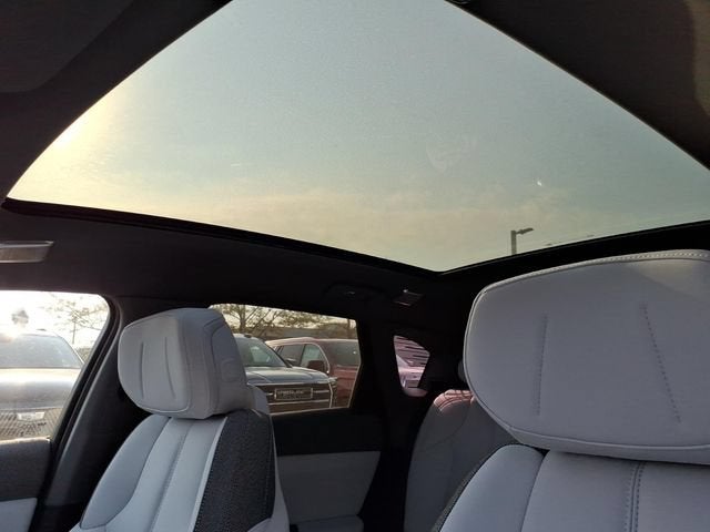 2027 Cadillac OPTIQ Luxury