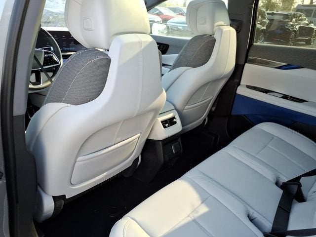 2027 Cadillac OPTIQ Luxury