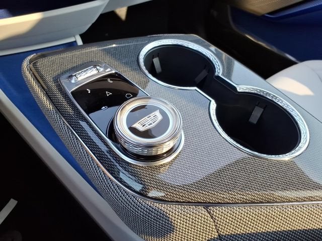2027 Cadillac OPTIQ Luxury