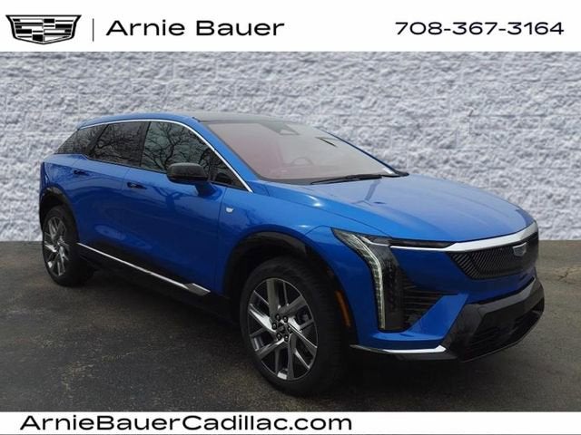 2025 Cadillac OPTIQ Luxury 1