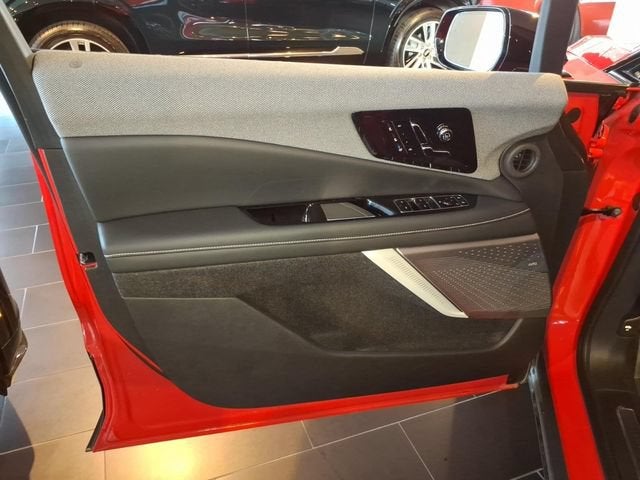 2025 Cadillac OPTIQ Sport 2 - Photo 26