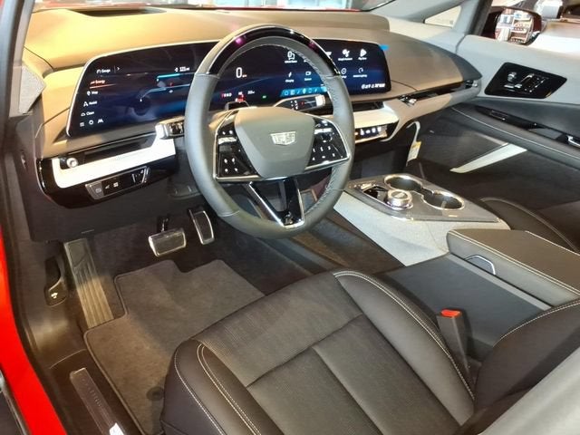 2025 Cadillac OPTIQ Sport 2