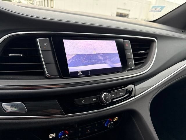 2022 Buick Enclave Essence