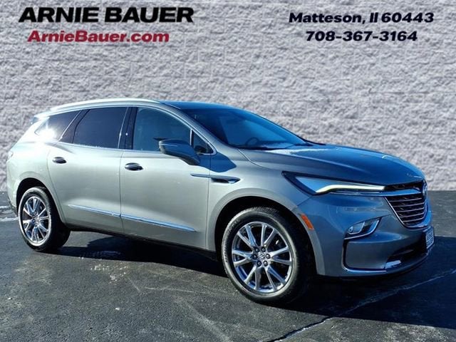 2023 Buick Enclave Essence