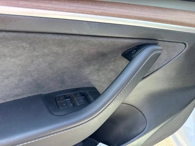 2023 Tesla Model 3 RWD