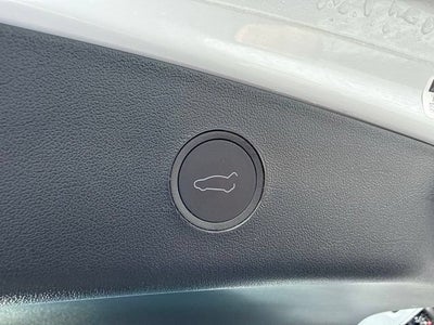 2023 Tesla Model 3 RWD