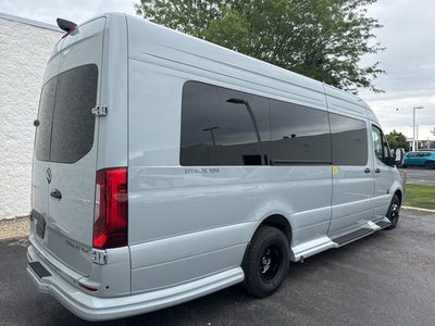 2025 Mercedes-Benz Sprinter Cargo Van 907 (VS30)