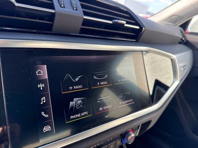 2020 Audi Q3 Premium 45 TFSI S line quattro Tiptronic