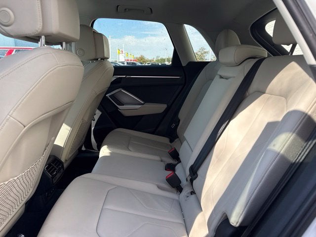 2020 Audi Q3 Premium 45 TFSI S line quattro Tiptronic