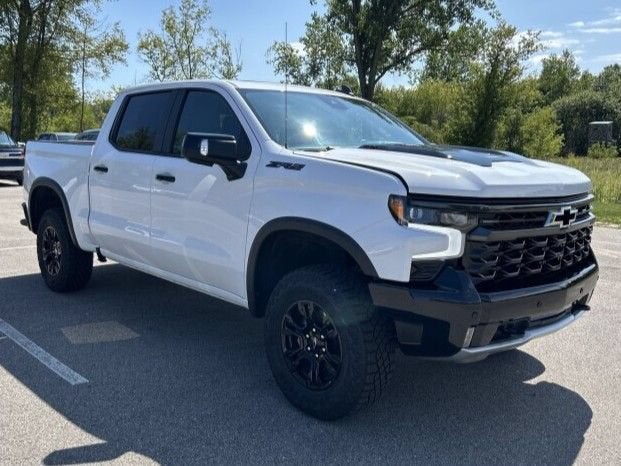 2025 Chevrolet Silverado 1500 ZR2