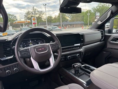 2024 GMC Sierra 1500 SLT