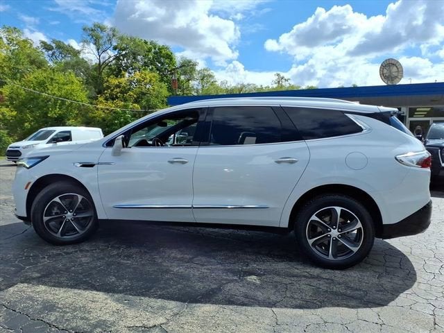 2022 Buick Enclave Essence