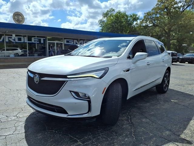 2022 Buick Enclave Essence