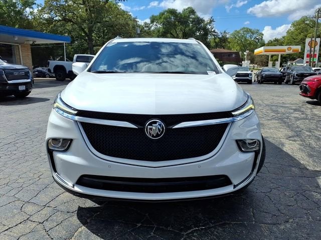 2022 Buick Enclave Essence