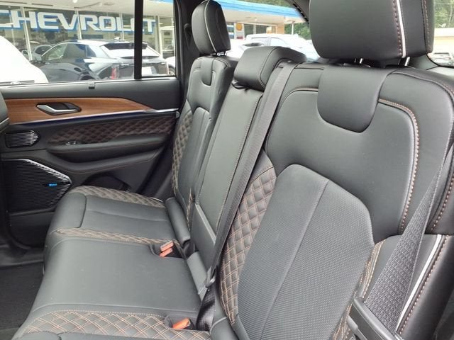 2026 Jeep Grand Cherokee Summit 4x4