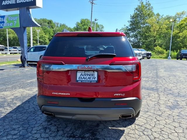 2023 GMC Acadia AT4