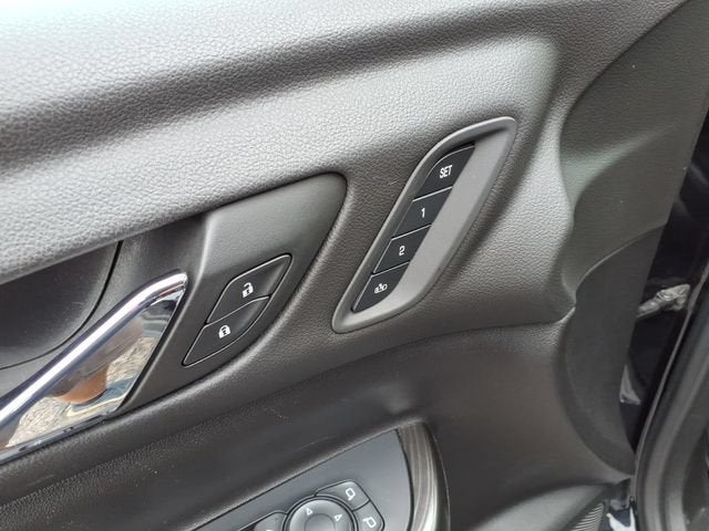 2022 GMC Acadia SLT