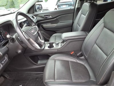 2022 GMC Acadia SLT