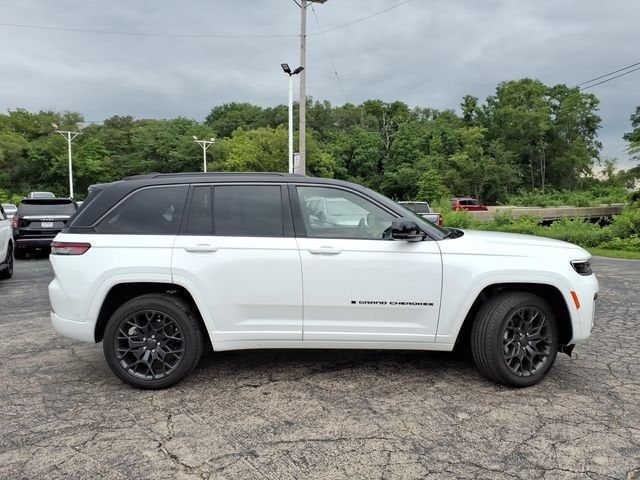 2026 Jeep Grand Cherokee Summit 4x4