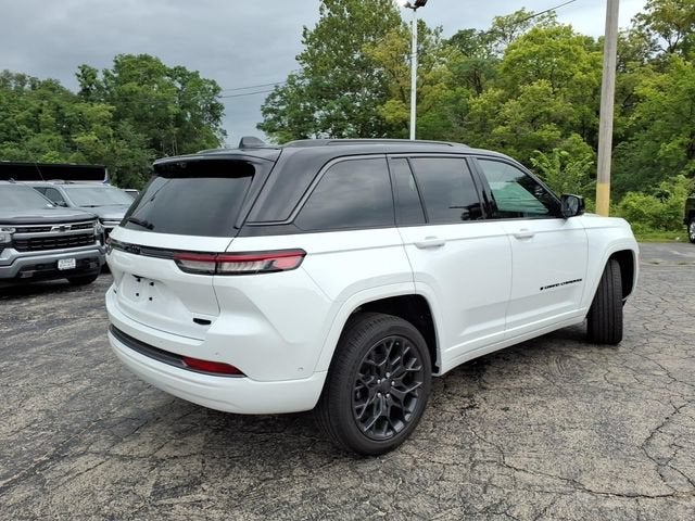 2026 Jeep Grand Cherokee Summit 4x4