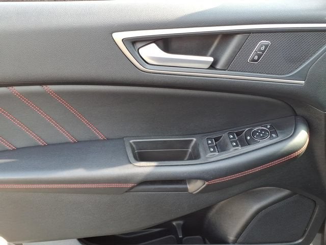 2022 Ford Edge ST-Line
