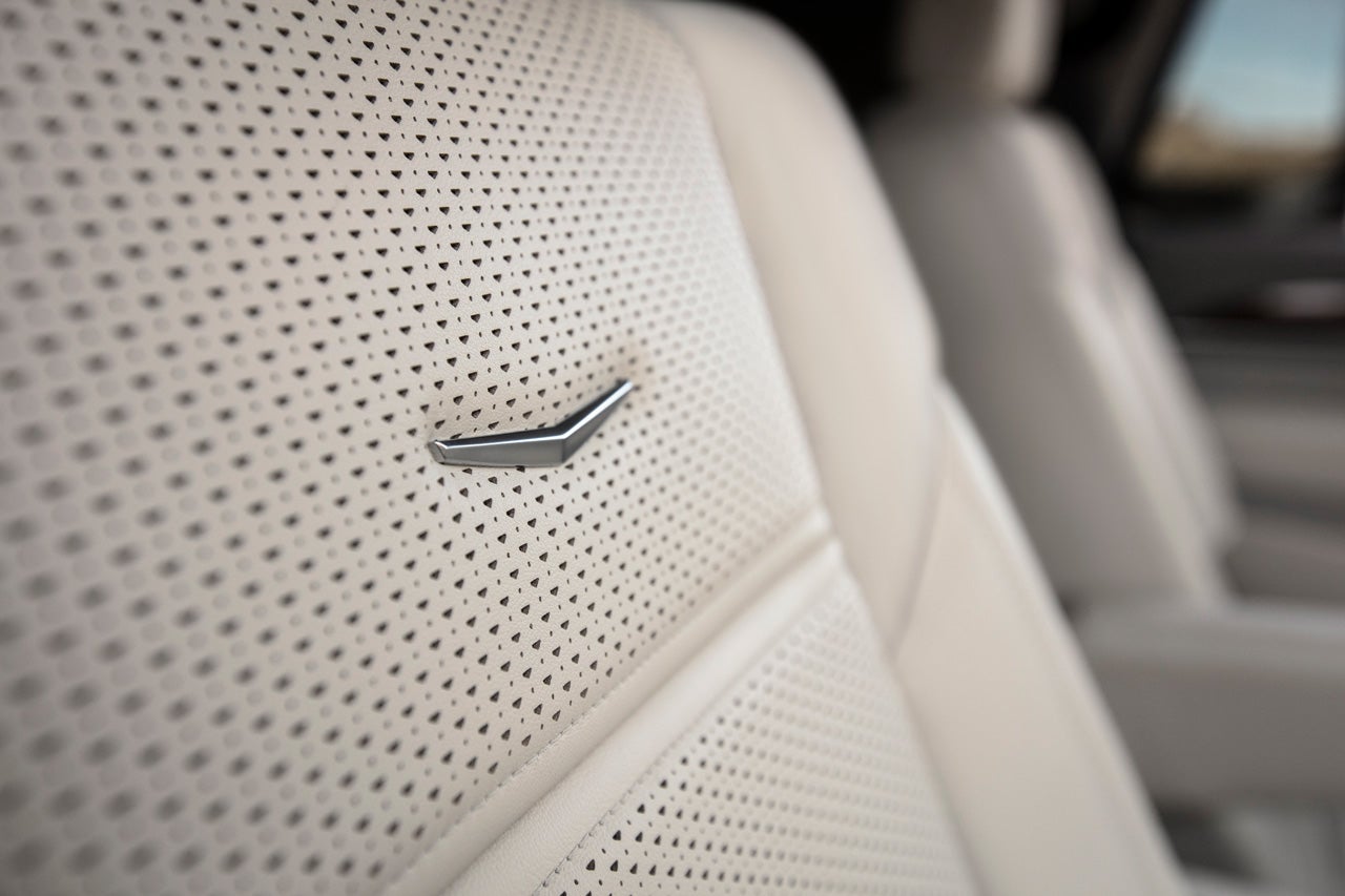 Arnie Bauer Cadillac in Matteson IL